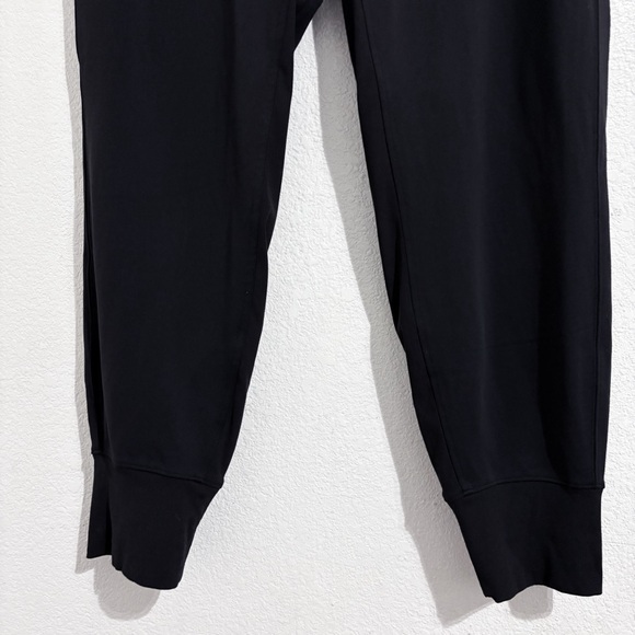 Athleta Venice High Rise Jogger Pant in‎ Black - Picture 8 of 11